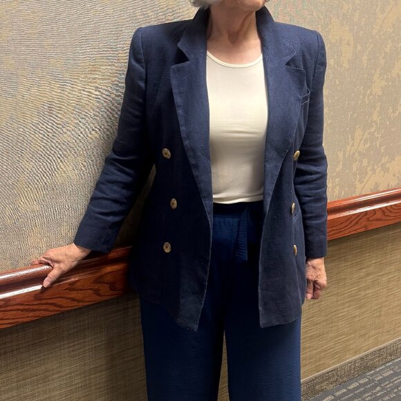 Harve Benard Blue Double Breasted Blazer. Size 10 - Picture 1 of 3